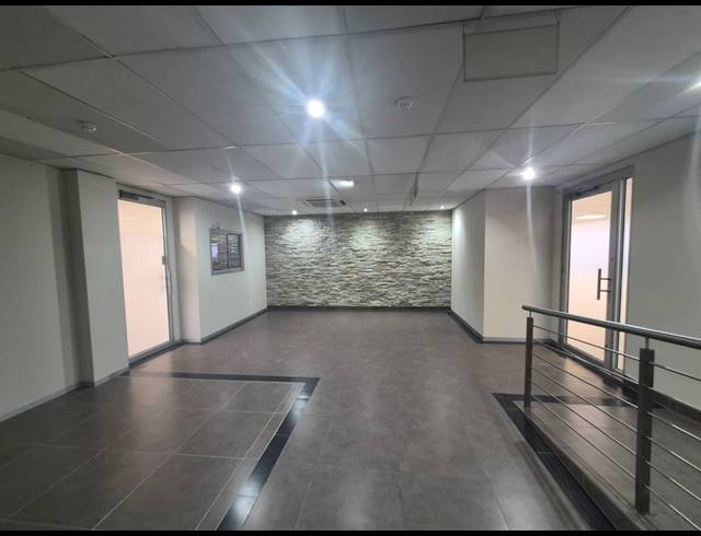 2,245M² OFFICE TO LET IN PARKTOWN